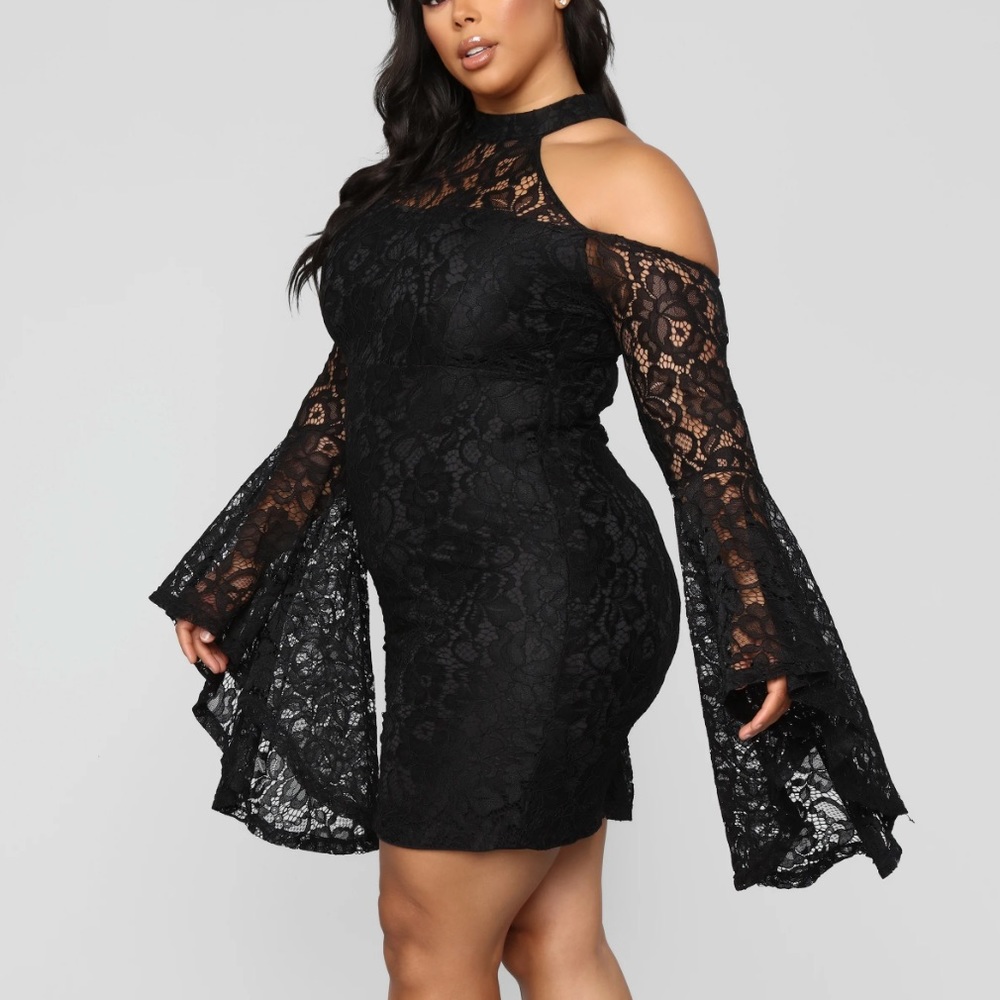 NWT Fashion Nova All You Need Is Me Dramatic Bell Sleeve Dress Size 3X